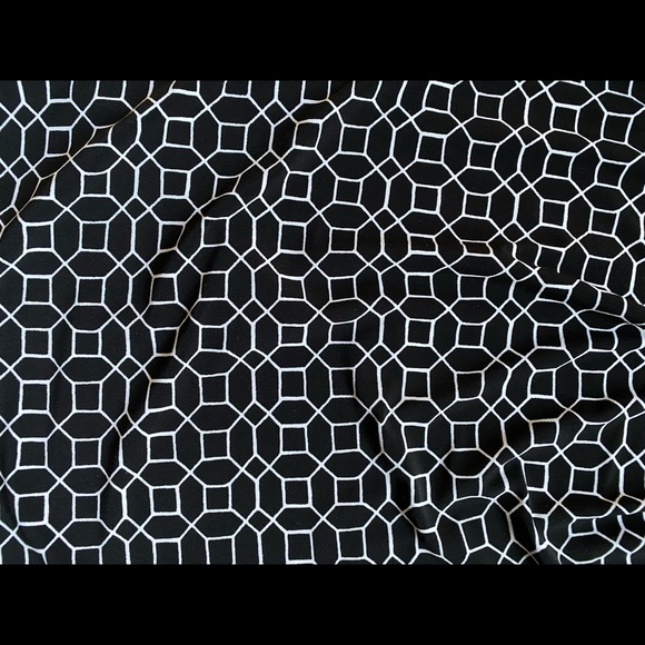 The Limited top - Picture 7 of 7